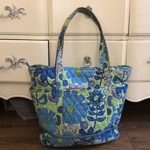 Vera bradley tote bag